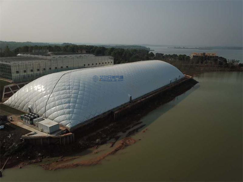 充氣膜結(jié)構(gòu)建筑 充氣膜結(jié)構(gòu)建筑