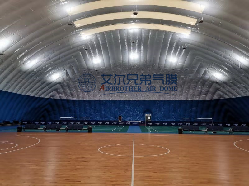 搭建一個(gè)氣膜運(yùn)動(dòng)館多少錢(qián)？造價(jià)貴不貴？