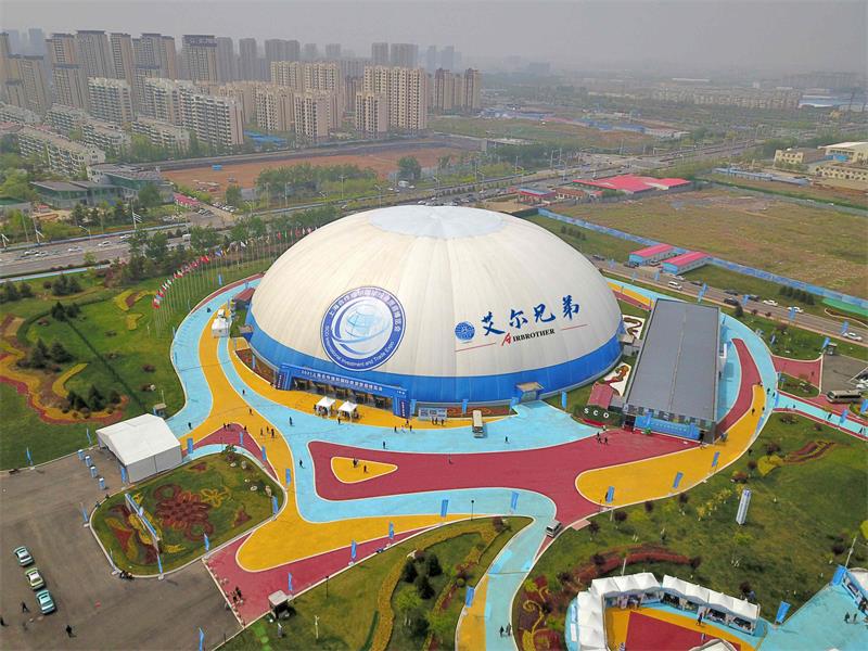 膜結(jié)構(gòu)建筑成為建筑行業(yè)新趨勢(shì)體現(xiàn)在哪些方面？